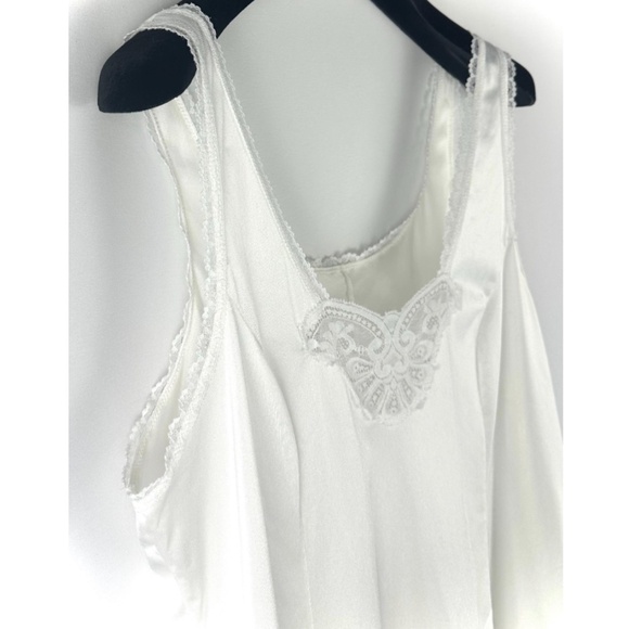 Vintage 1980’s ‘Tradition by Sears’ Nylon Satin Camisole Slip Top in White - M - Picture 3 of 10